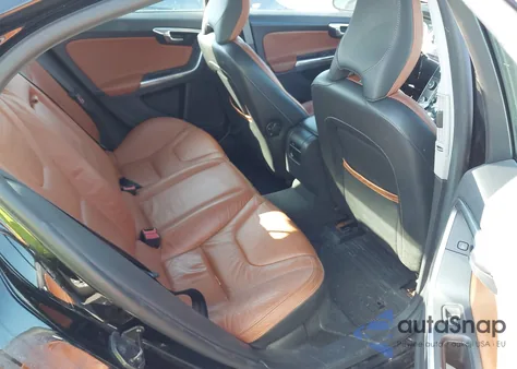 2013 Volvo S60 из США, поврежденный, VIN YV1612FH8D2199240